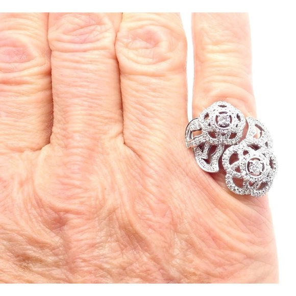 Authentic! Chanel Camellia Two Flower 18k White Gold Diamond Ring - Picture 11 of 12